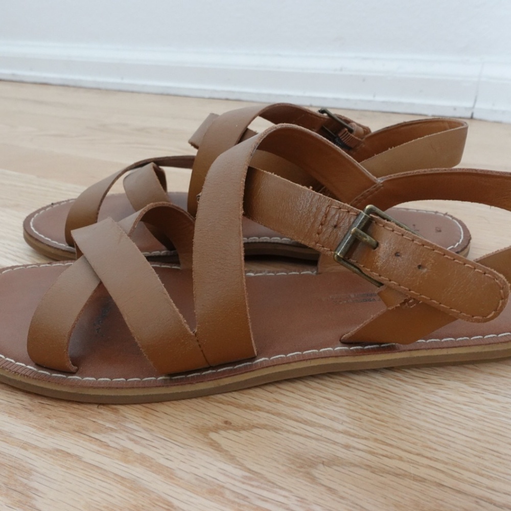Tom’s Leather Sandals